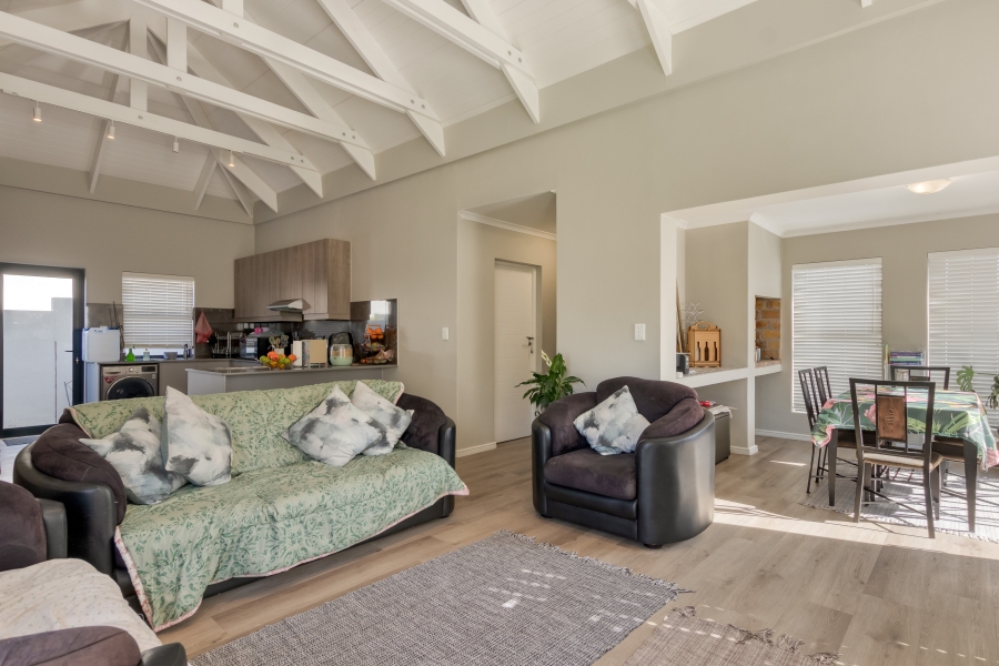 3 Bedroom Property for Sale in Aan de Wijnlanden Western Cape